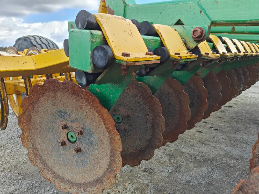 Teko 350cm lautasmuokkain / Hinattava T-kiekkopakkerilla