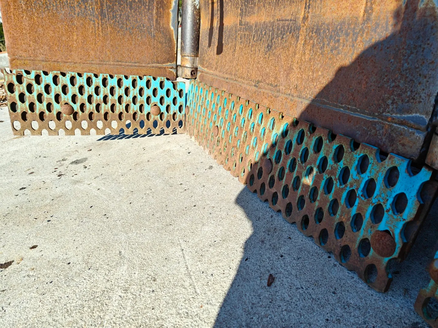 Pome U-aura 320cm / Volvo-kiinnike - verkkoterä - VIDEO