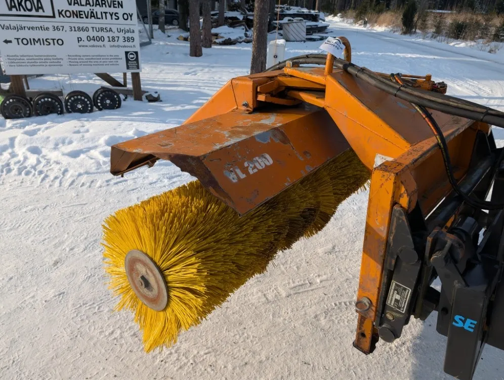 Vila VL200 avoharja / Harjakone - Vila-kiinnike - VIDEO