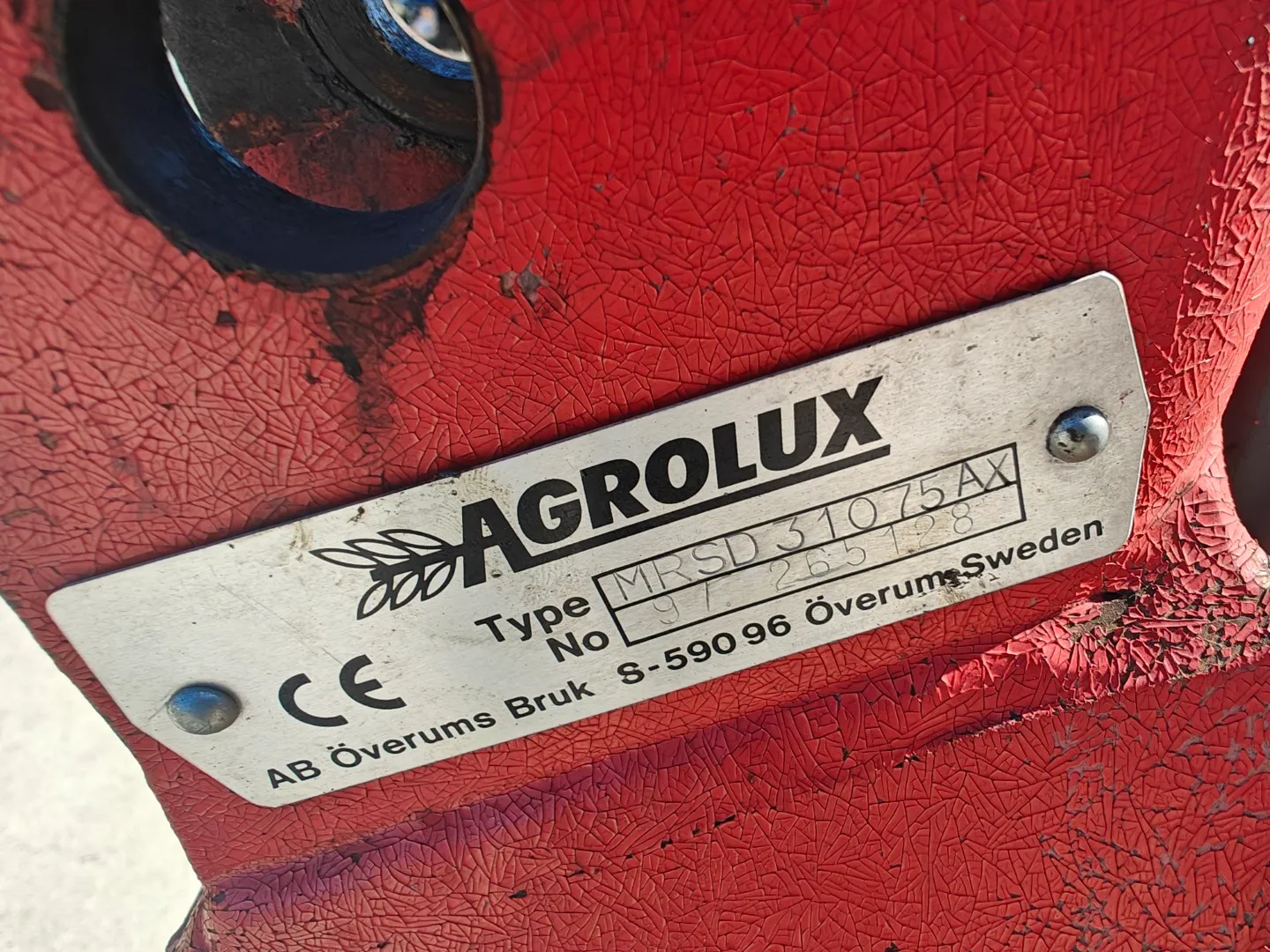 Agrolux MRSD kääntöaura / 3-siipinen kiekkoleikkurit ja esiaurat