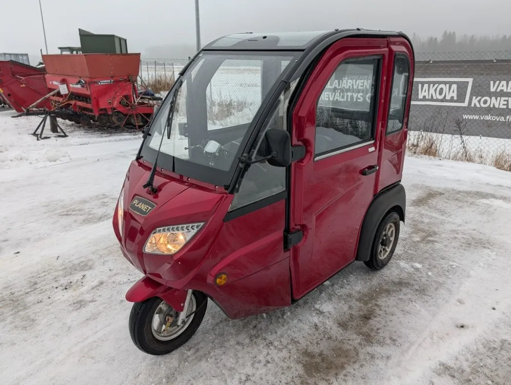BSBil 2100S sähköajoneuvo / 3-pyöräinen - hytillinen - Katso video!