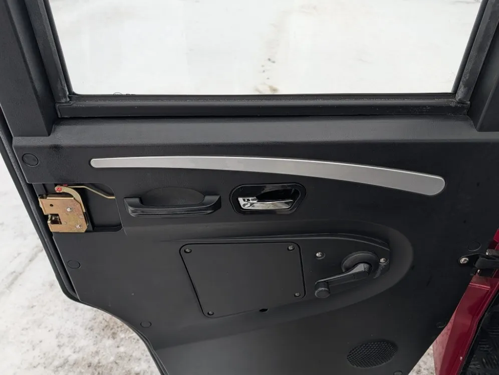 BSBil 2100S sähköajoneuvo / 3-pyöräinen - hytillinen - Katso video!