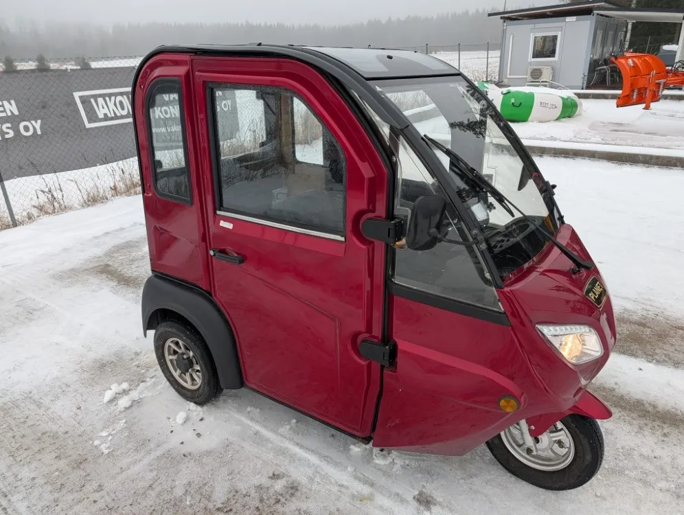 BSBil 2100S sähköajoneuvo / 3-pyöräinen - hytillinen - Katso video!