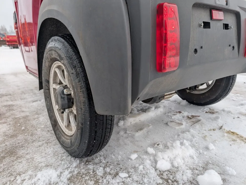 BSBil 2100S sähköajoneuvo / 3-pyöräinen - hytillinen - Katso video!