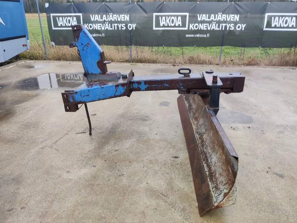 Nokka 210cm perälevy / Aisankäännöllä