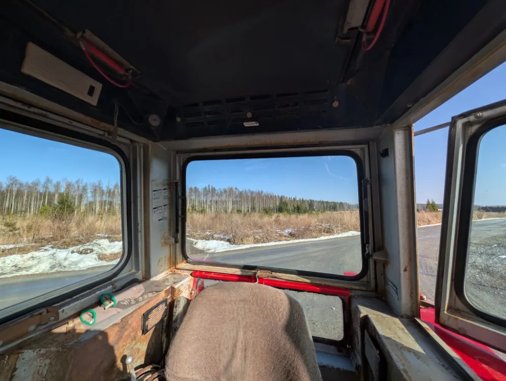 Massey Ferguson 590 traktori / Uudet renkaat, siisti kone, katso video!