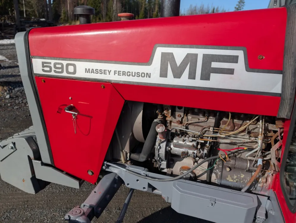Massey Ferguson 590 traktori / Uudet renkaat, siisti kone, katso video!