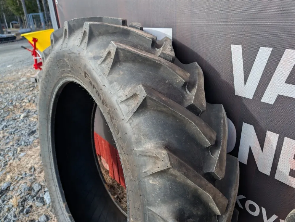 Alliance renkaat 16.9x38 traktoriin / sisärenkailla - 12PR - hyväkuntoiset