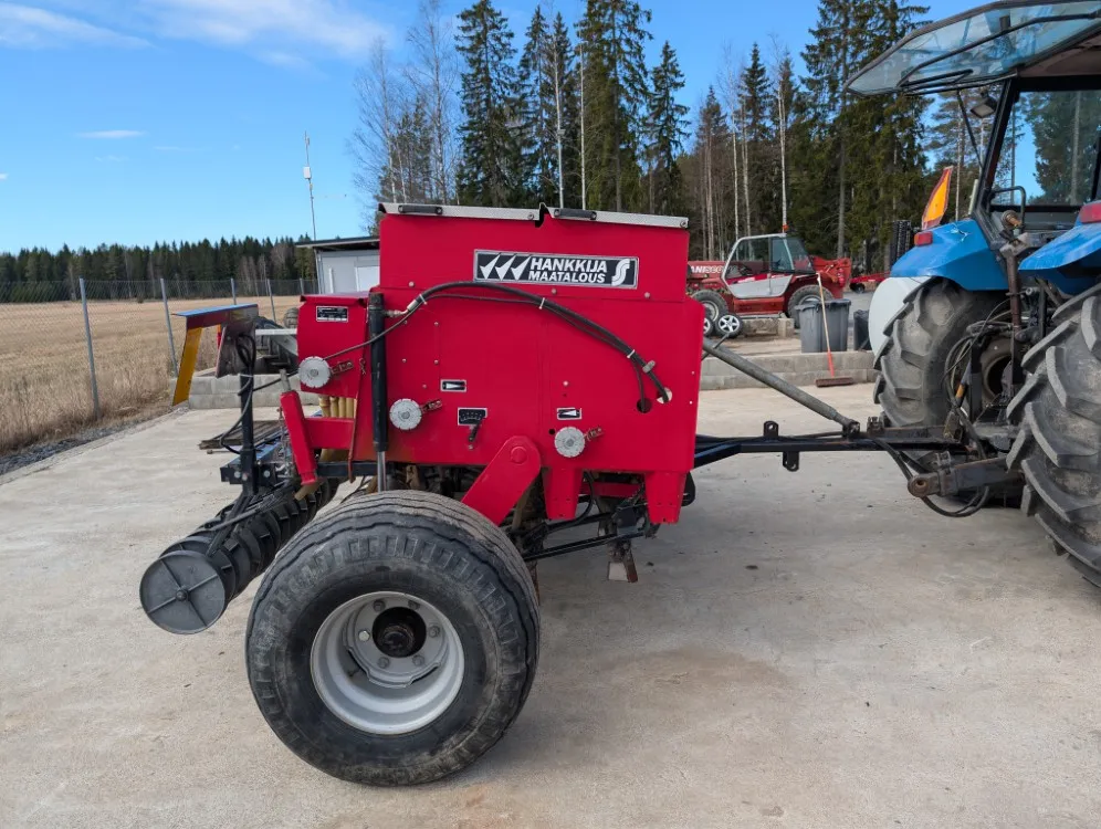 Simulta Junkkari KH2500 kylvölannoitin / Kevythinattava - HS-laatikolla - VIDEO