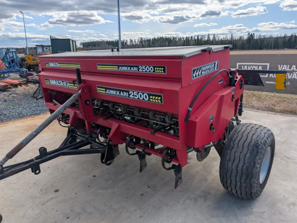 Simulta Junkkari KH2500 kylvölannoitin / Kevythinattava - HS-laatikolla - VIDEO