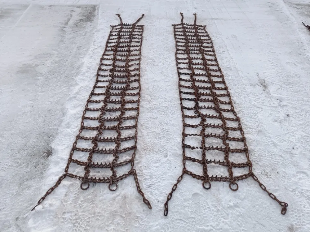 Piikkiketjut 12.4x24, vahvuus 9 mm / Todella hyväkuntoiset!