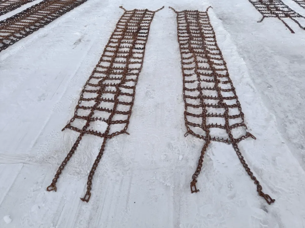 Piikkiketjut 12.4x24, vahvuus 9 mm / Todella hyväkuntoiset!