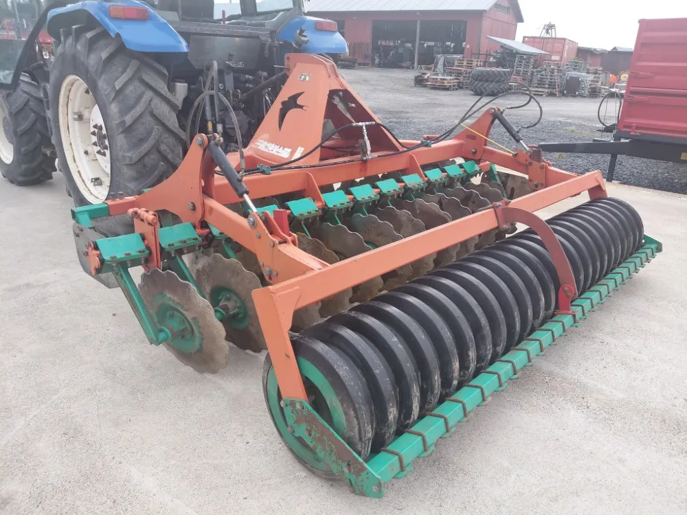 Agro Masz BT30 lautasmuokkain / hydraulisella kumipakkerilla, katso video!